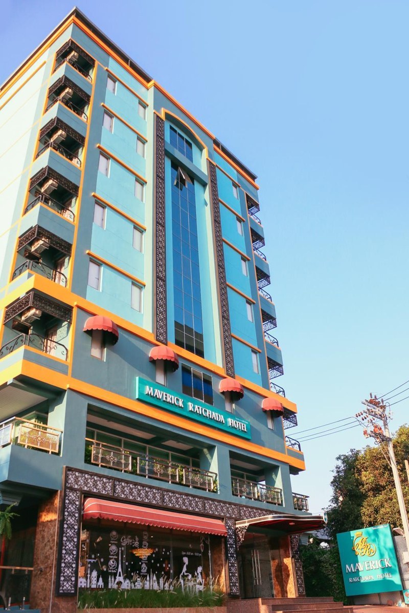 Maverick Ratchada Hotel