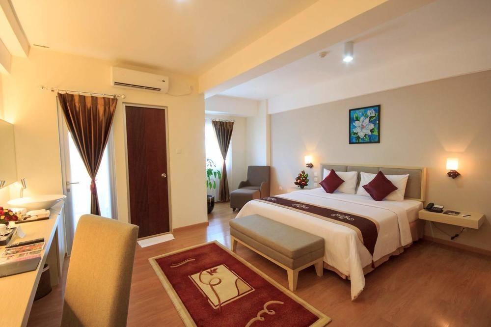 Gunawangsa Manyar Hotel Surabaya photo 3
