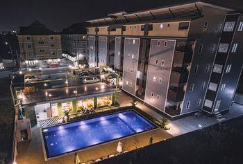 Gold Airport Suites