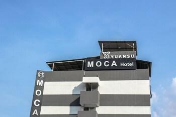 Moca Hotel photo 1