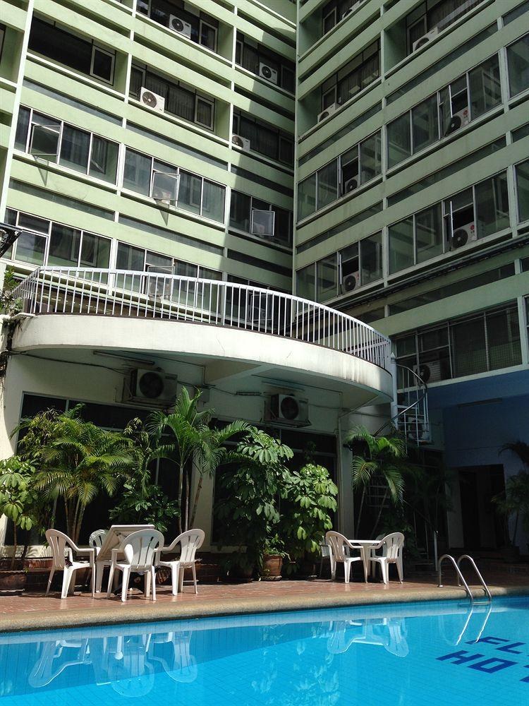 Florida Hotel photo 2