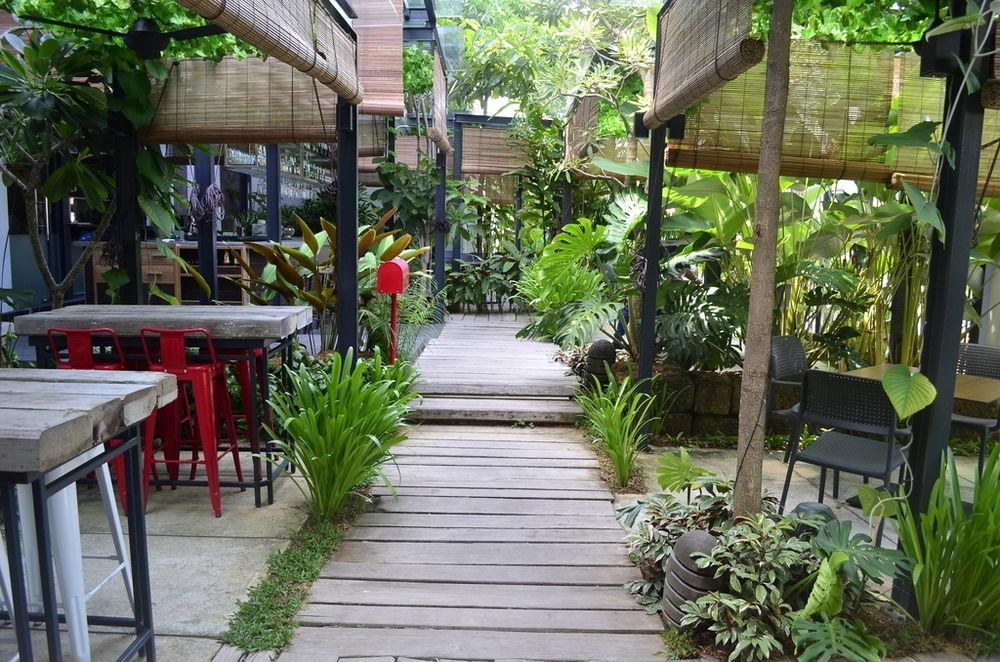 1825 Gallery Hotel photo 2
