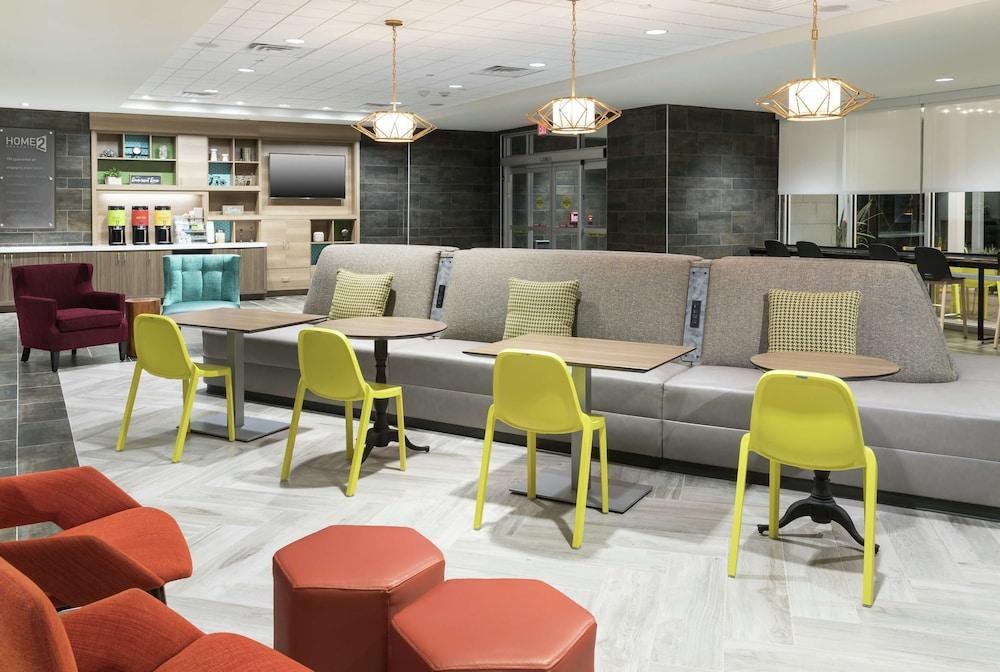 Home2 Suites by Hilton Jacksonville Airport photo 2