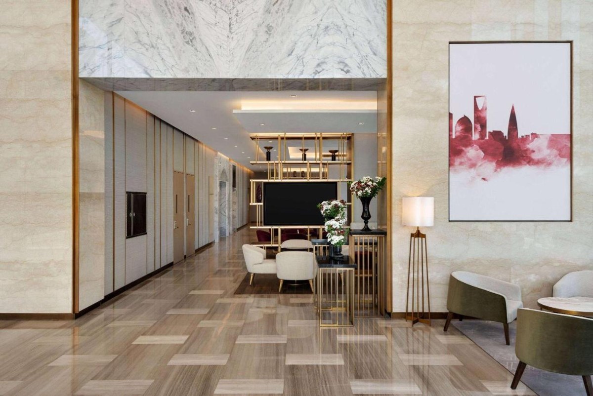 Ramada by Wyndham Riyadh King Fahd Road photo 2