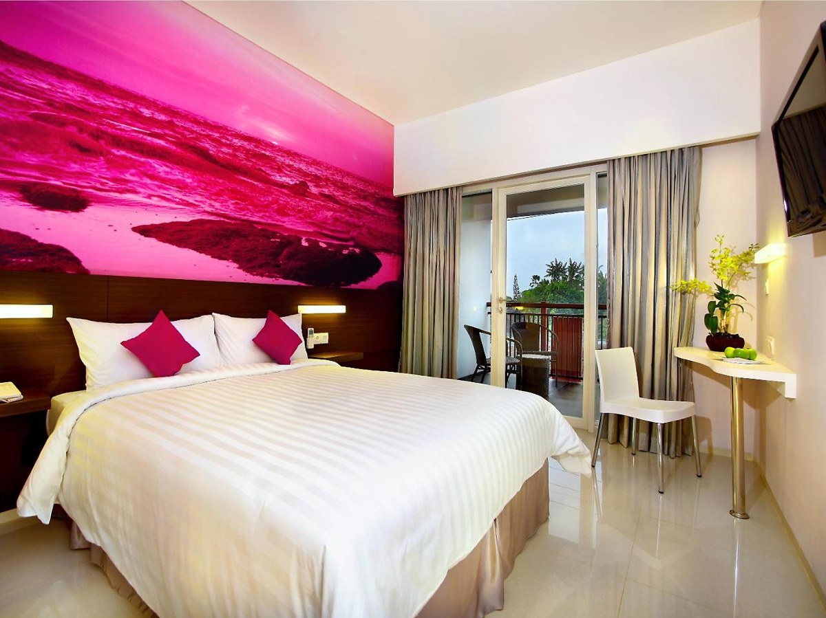Primera Hotel Seminyak photo 3
