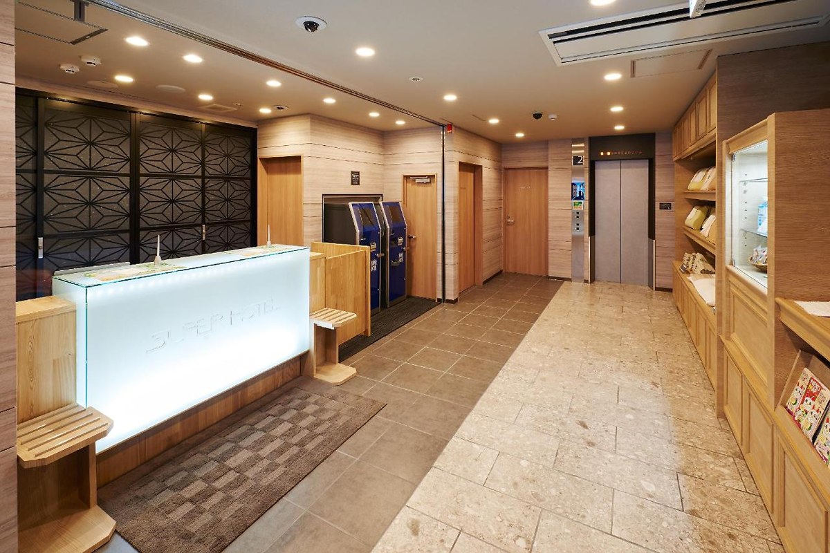 Super Hotel Namba Nipponbashi photo 2