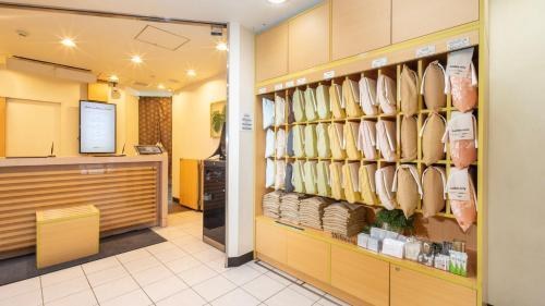 Super Hotel Ueno-Okachimachi photo 2
