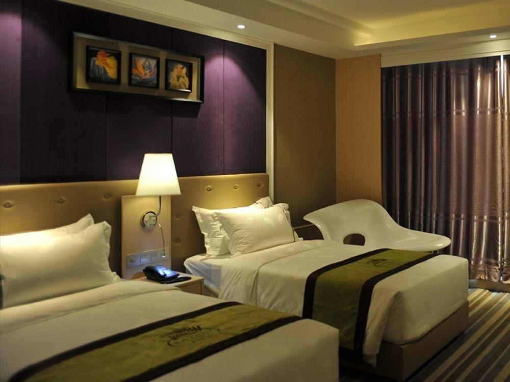 The Bazaar Hotel photo 2