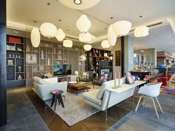 citizenM Seattle South Lake Union photo 2