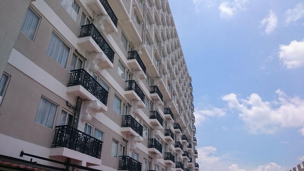The Rich Jogja Hotel photo 2