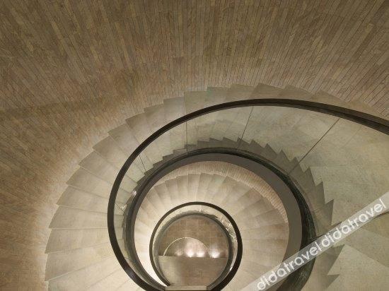 Hyatt Regency Wuhan Optics Valley photo 3