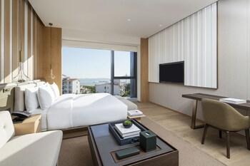 Joyze Hotel Xiamen¿Curio Collection by Hilton