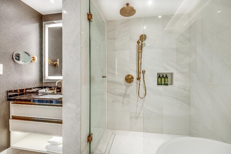Azur Legacy Collection Hotel photo 1