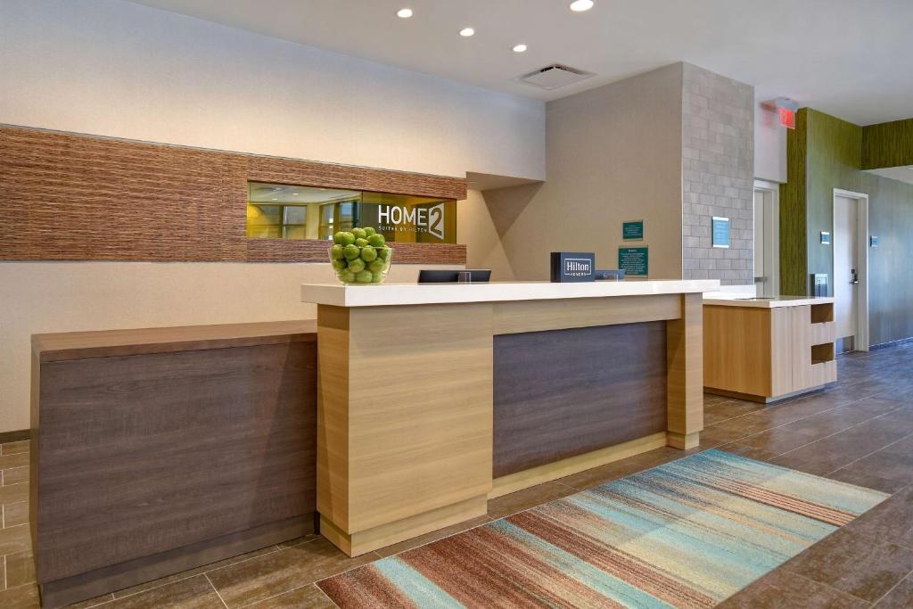 Home2 Suites by Hilton Boston South Bay photo 2