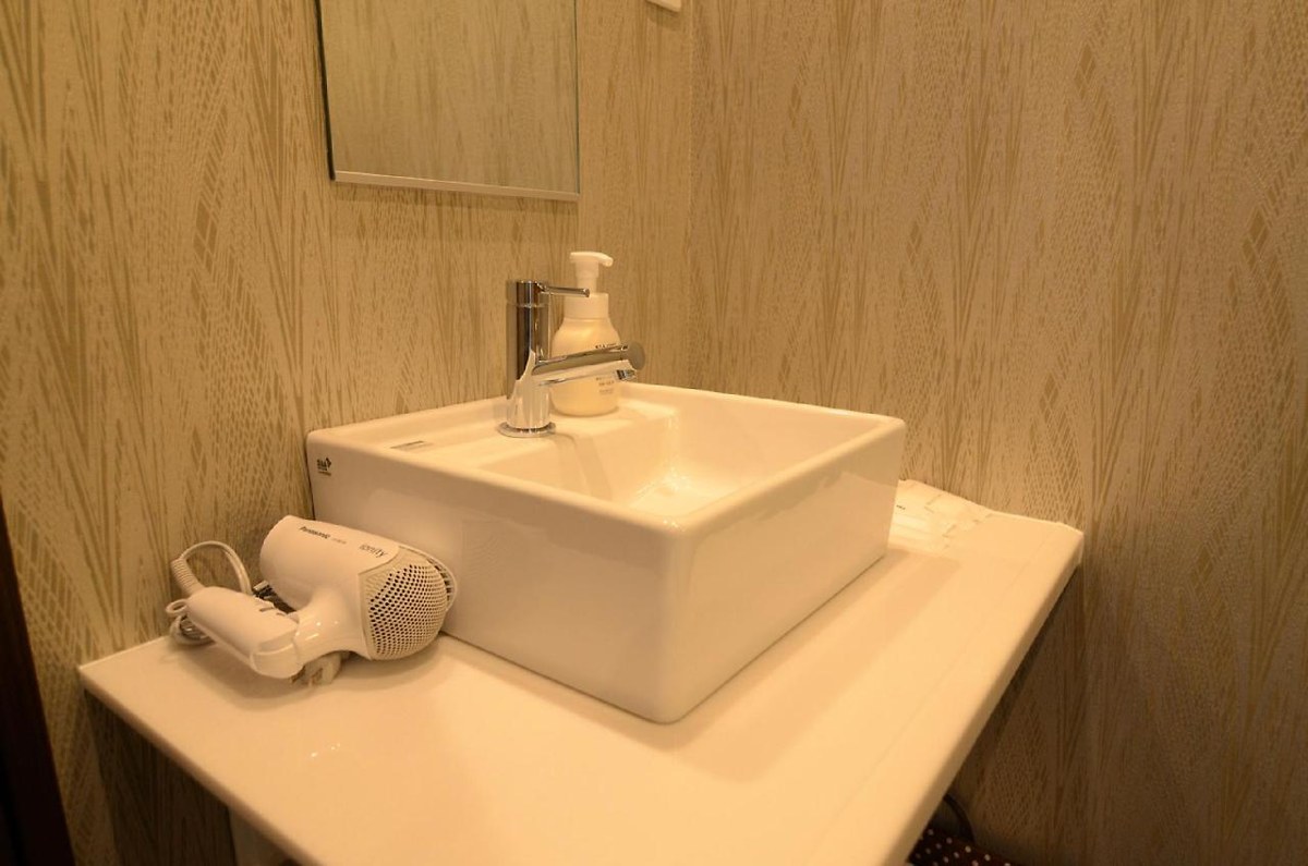 Nipponbashi LUXE Hotel photo 3