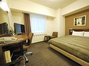 Hotel Route Inn Nagoya Imaike Ekimae photo 2