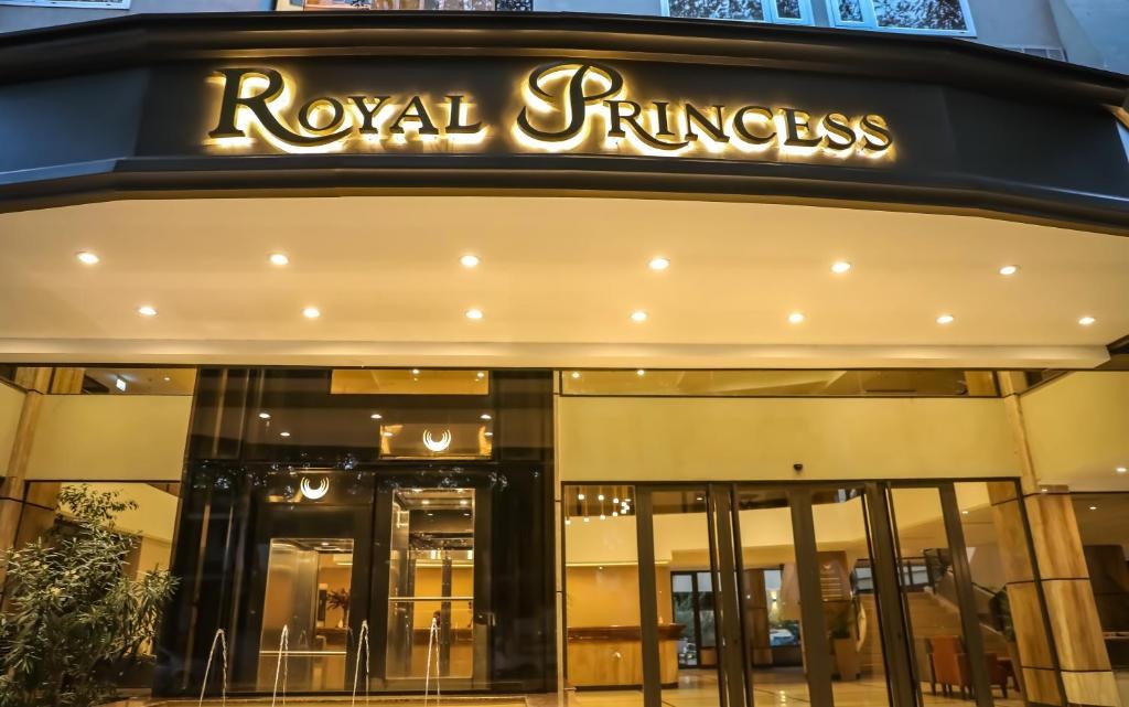 ROYAL PRINCESS