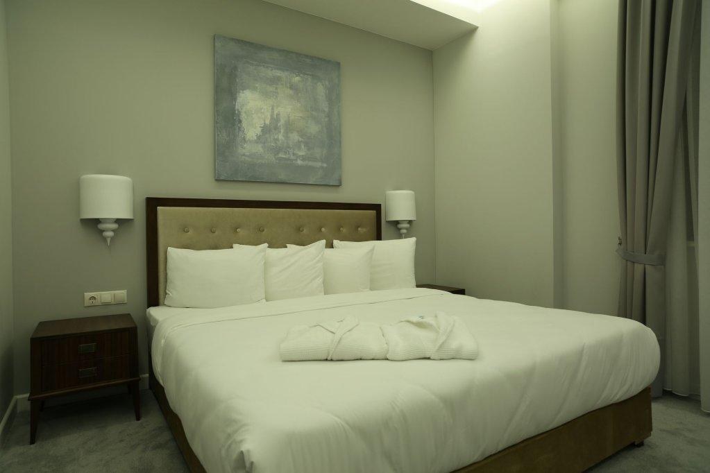 Golden Palace Batumi Hotel & Casino photo 2