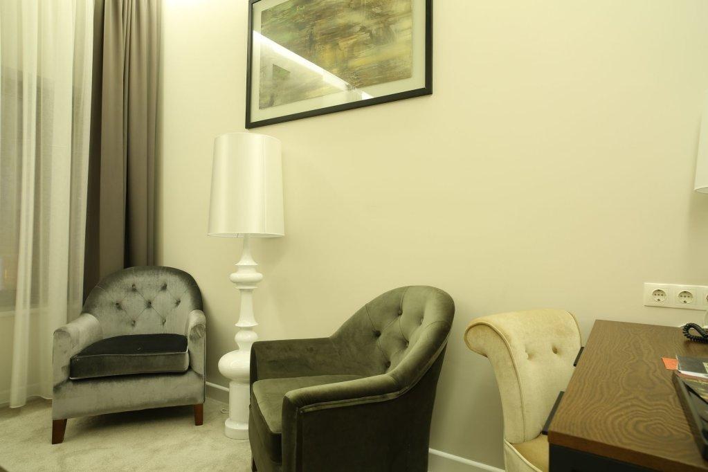 Golden Palace Batumi Hotel & Casino photo 3
