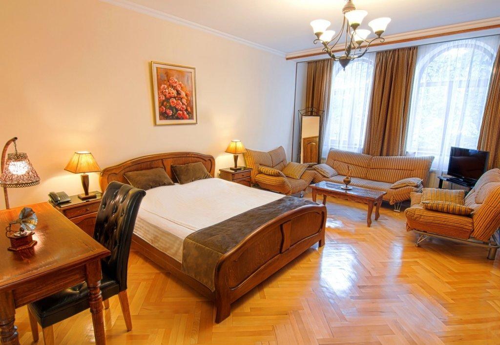 British House Hotel photo 3