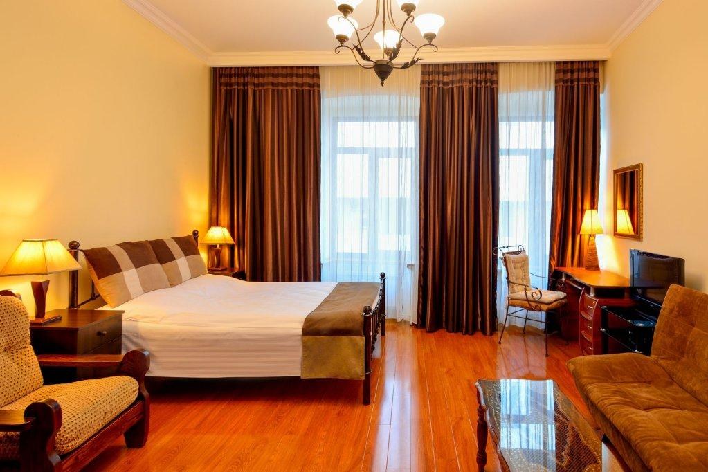 British House Hotel photo 4