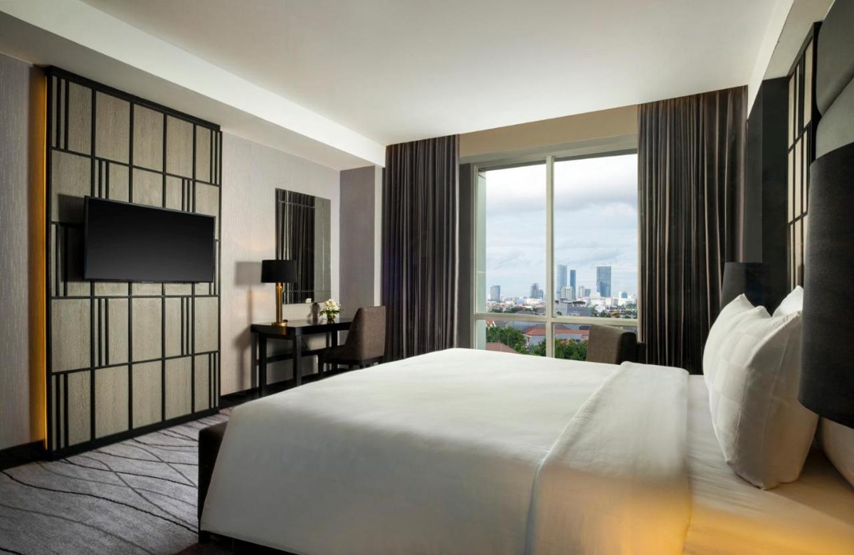 GRAN SWISS-BELHOTEL DARMO photo 1