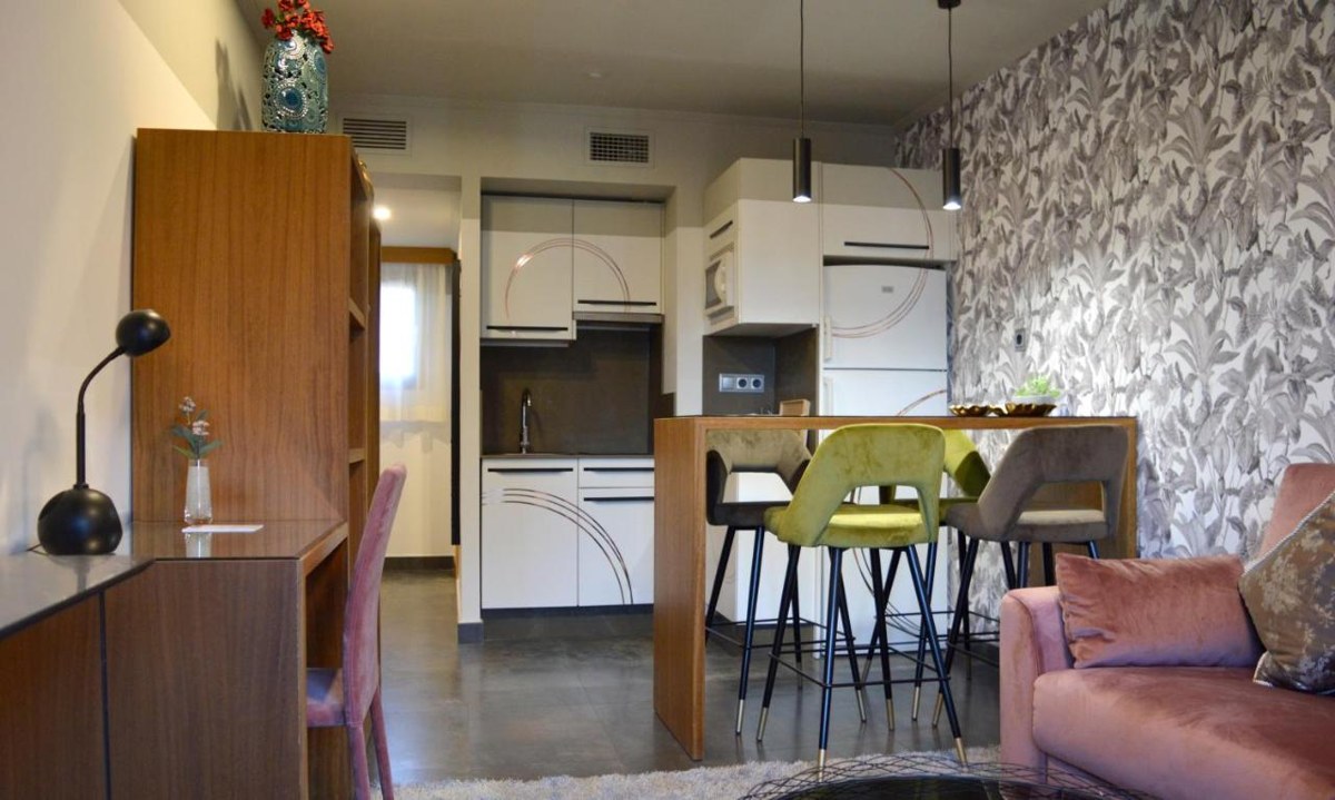 ON SUITES APARTMENTS DESIGNED FOR ADULTS photo 2
