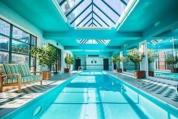 The Yorkville Royal Sonesta Hotel
