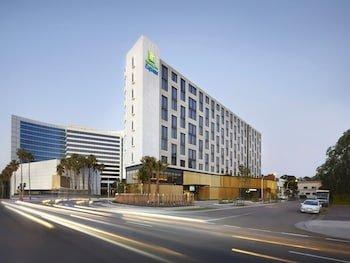 Holiday Inn Express Sydney Airport