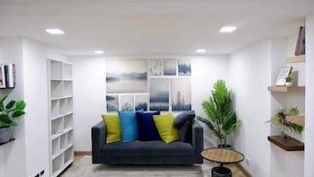 88 Living photo 3