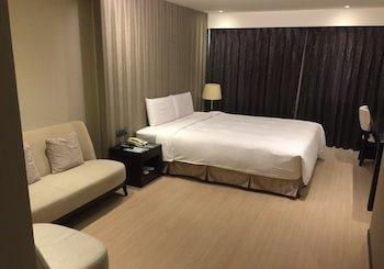 Shihzuwan Hotel Love River photo 1