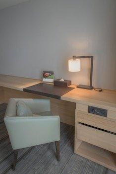 Hotel Cozzi Ximen Tainan photo 3