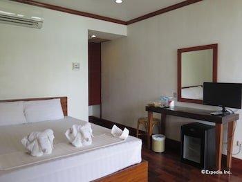 El Nido Beach Hotel photo 2