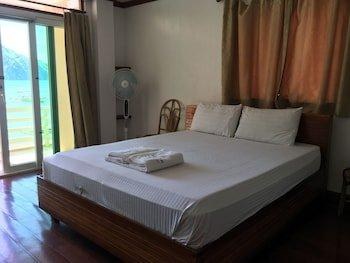 El Nido Beach Hotel photo 4