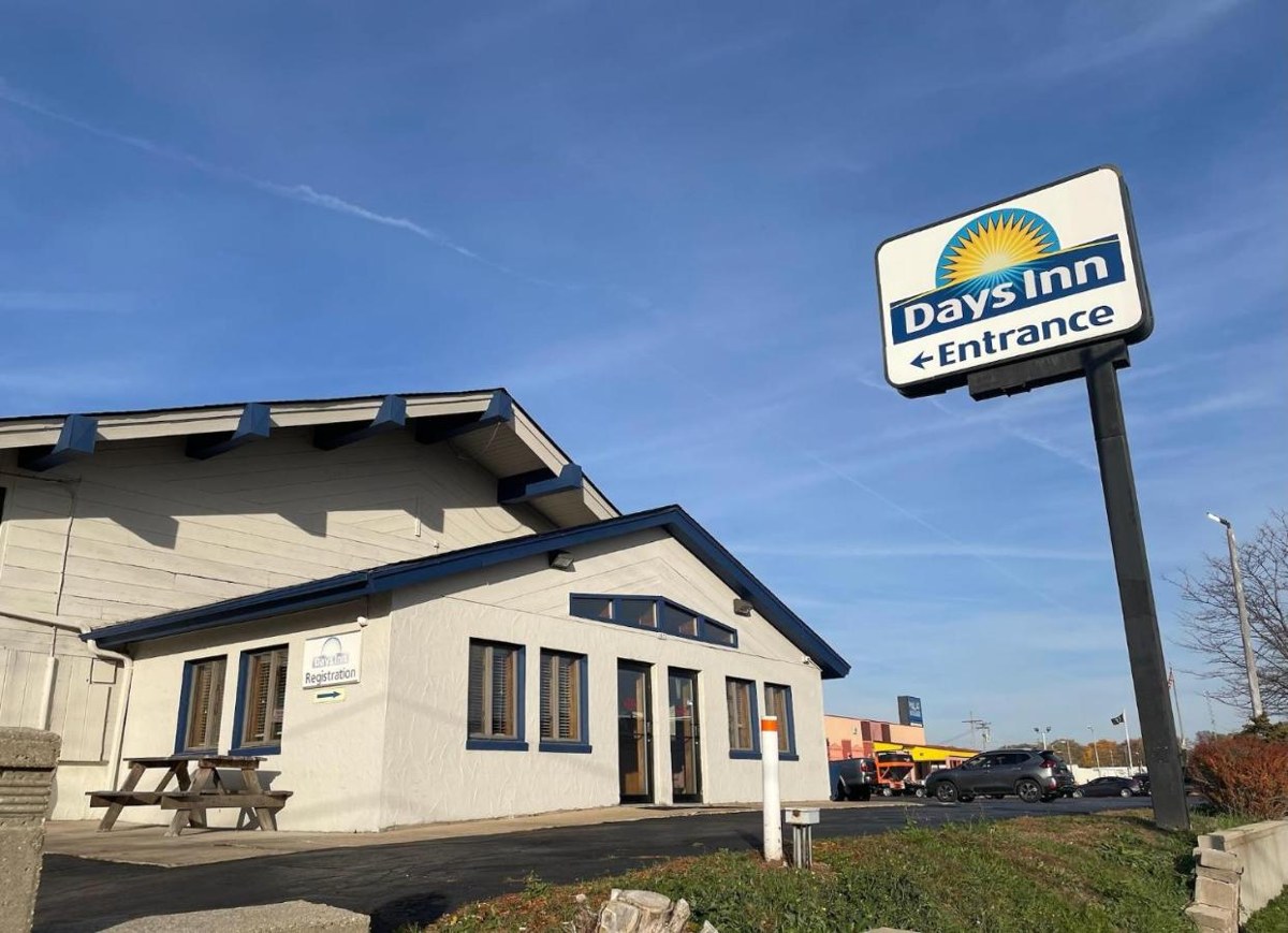 Days Inn by Wyndham West Allis/Milwaukee photo 1