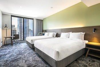 Holiday Inn Express Melbourne Little Collins photo 1