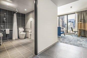 Holiday Inn Express Melbourne Little Collins photo 4