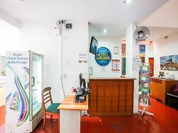 OYO 89562 Hotel Shalimar photo 1