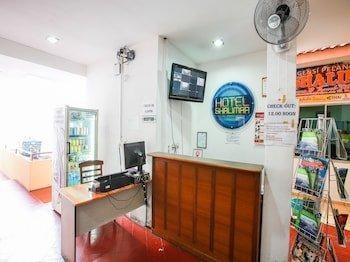 OYO 89562 Hotel Shalimar photo 2
