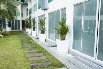 Cozy Resort, A Boutique Hotel photo 1