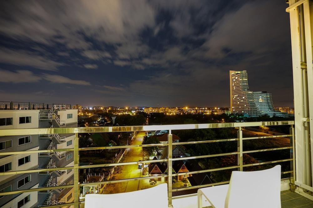 Jomtien Hisotel photo 3
