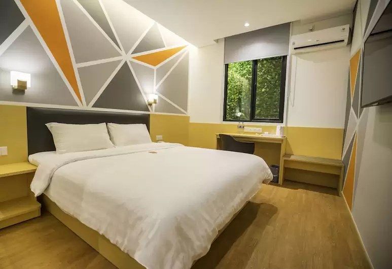 Juno Hotel Jatinegara photo 1