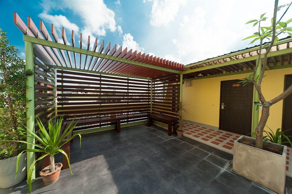 Tara Place photo 3