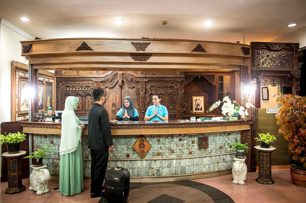 Jusenny Hotel