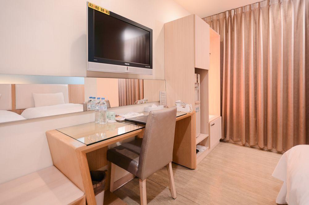 i-Deal Hotel photo 3