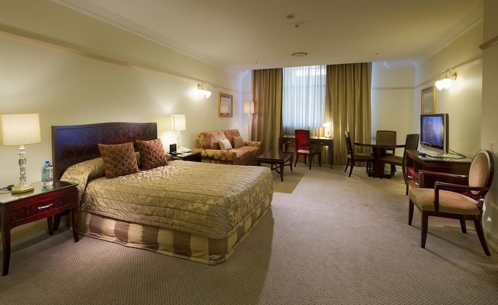 Royal Albert Hotel photo 1
