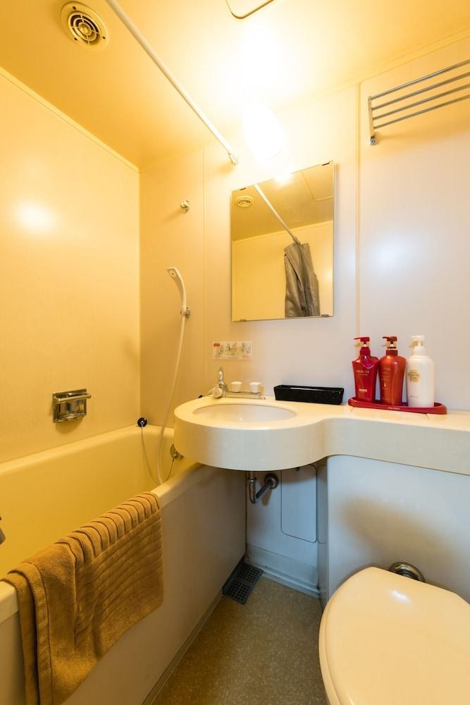 Tokyo Guest House Ouji Music Lounge - Hostel photo 3