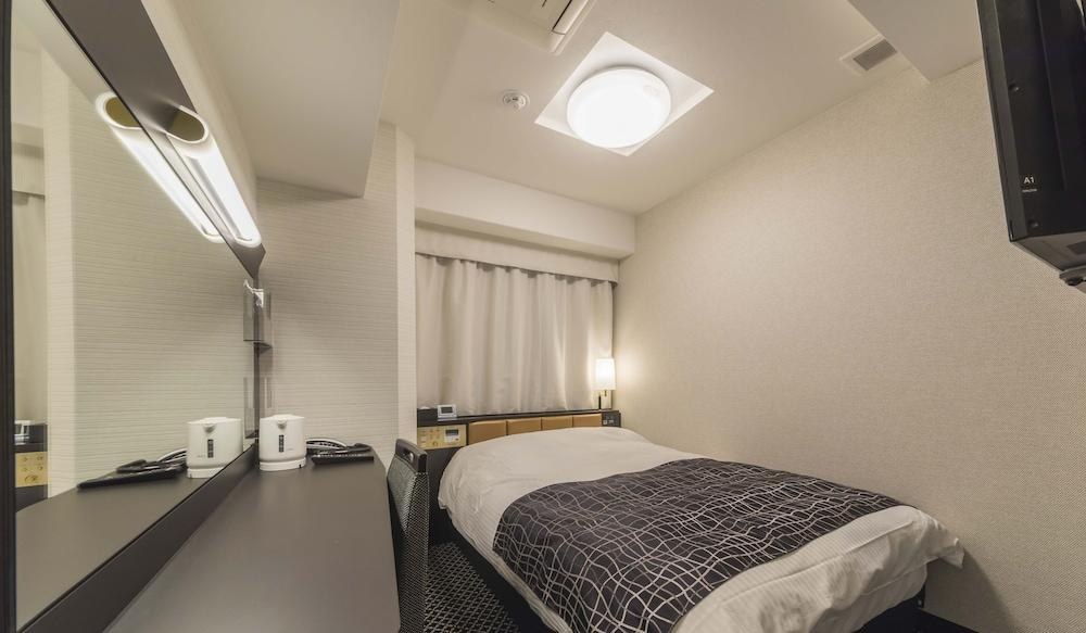 APA Hotel Yodoyabashi Kitahama Ekimae photo 2