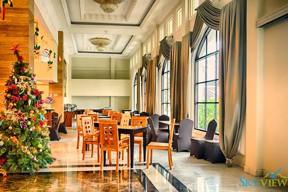 D'Senopati Malioboro Grand Hotel photo 2