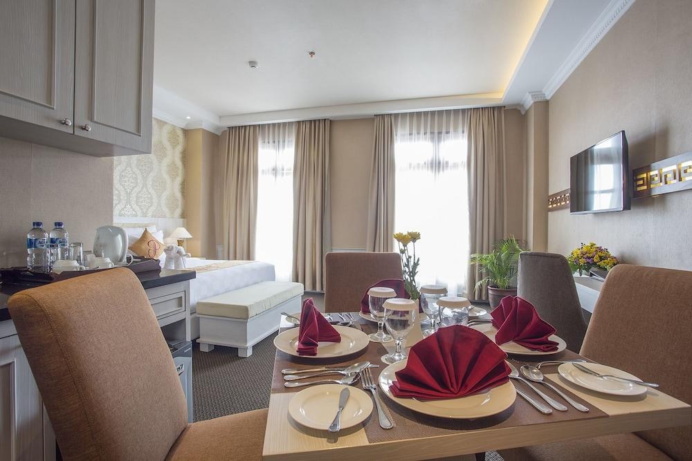 Prima In Hotel Malioboro photo 4